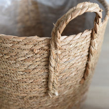 Load image into Gallery viewer, Palmetto Round Seagrass Planter Baskets
